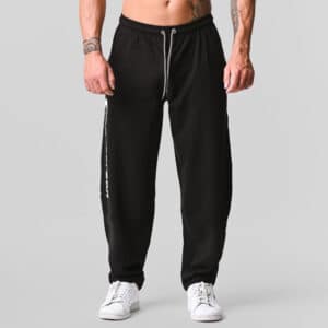 I Pantaloni Bodybuilding Anderson sono pensati per offrire comfort, praticità e massima libertà di movimento durante l’allenamento e nel tempo libero.
